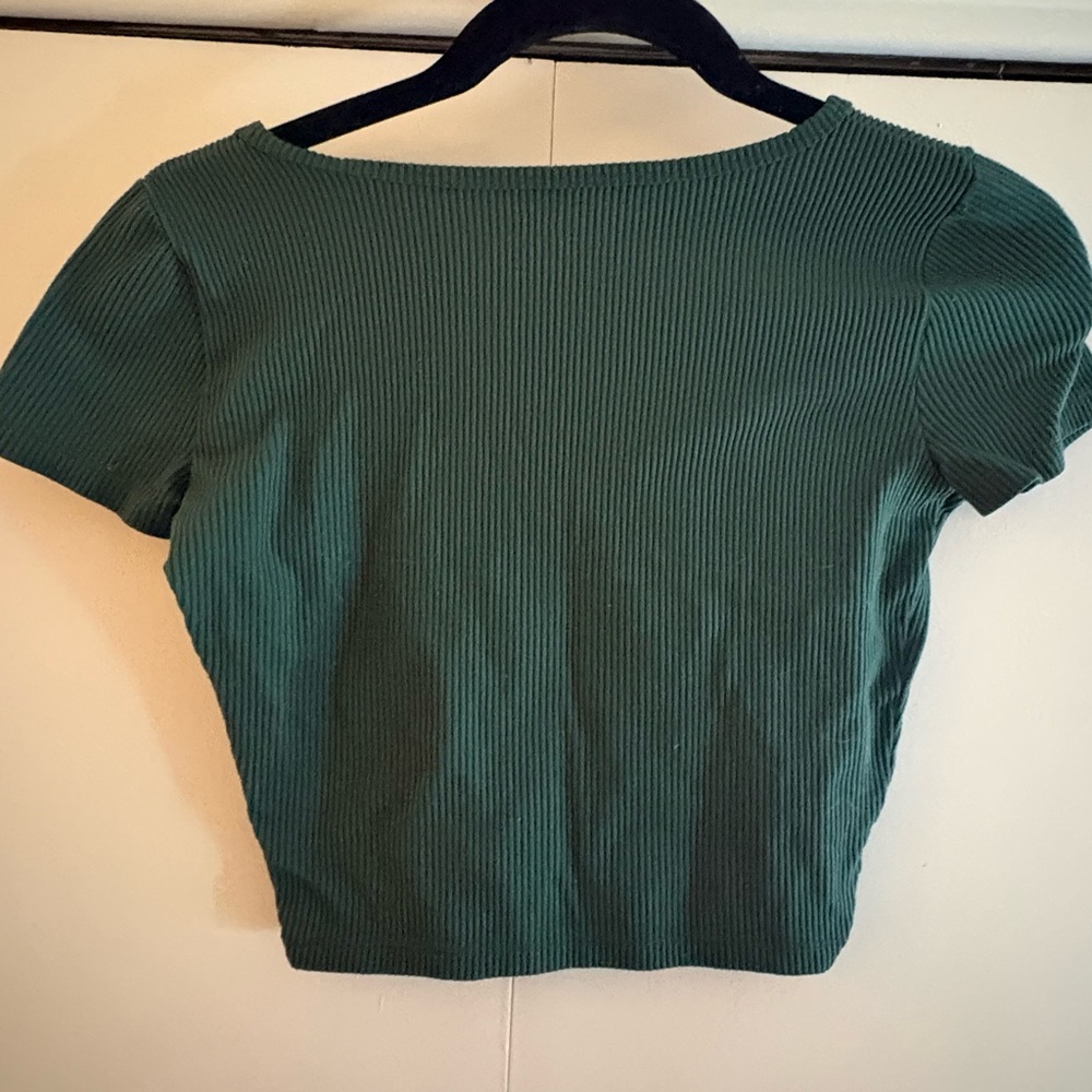 Hollister Forest Green Ribbed Crop Top - Picture 2 of 3